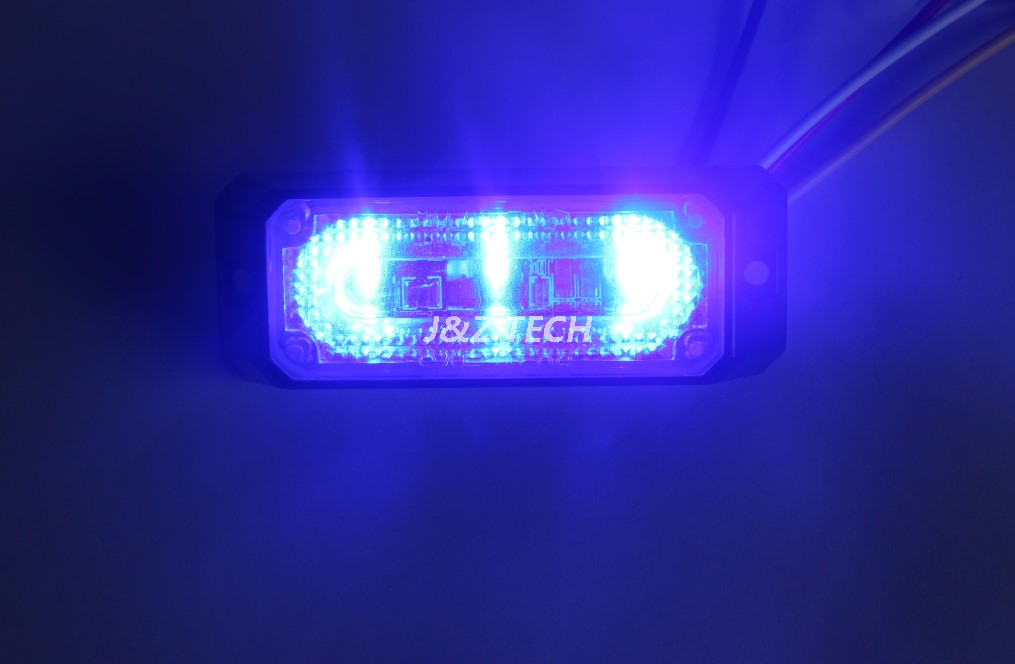 Tête d'éclairage stroboscopique à LED à montage en surface pour avertissement d'ambulance Linear 3